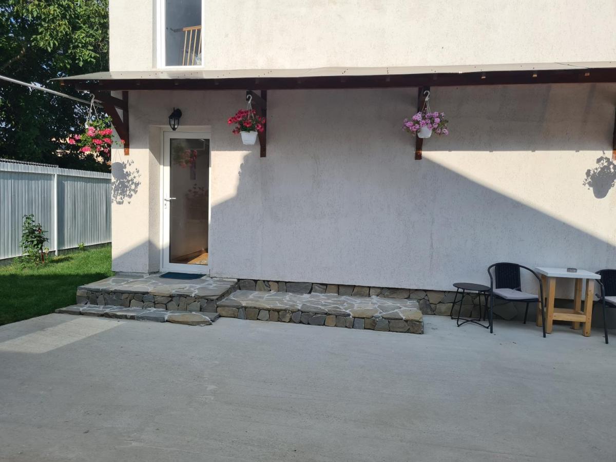 Luca'S Studio 3 ,Close To Therme Bucharest, Airport Otopeni Balotesti Exteriör bild